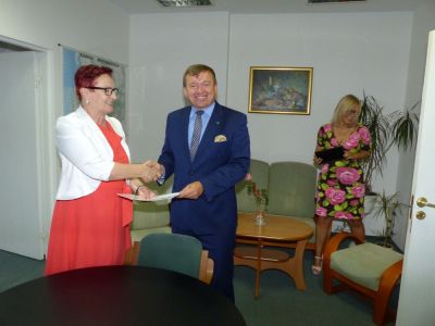 Dofinansowanie remontu podłogi w sali gimnastycznej przy Szkole Podstawowej w Czarnogłowy