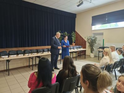 Przekazywanie sprzętu