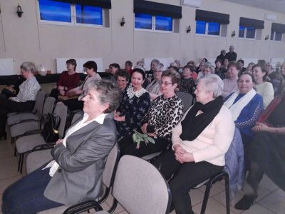 “Daj mi żyć”, czyli “Jak mężczyzna postrzega kobietę”