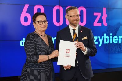 Program "Posiłek w szkole i w domu"