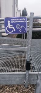 Dostosowanie Urzędu Gminy w Przybiernowie dla osób niepełnosprawnych