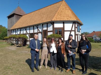 Kościół w Dzisnej po renowacji